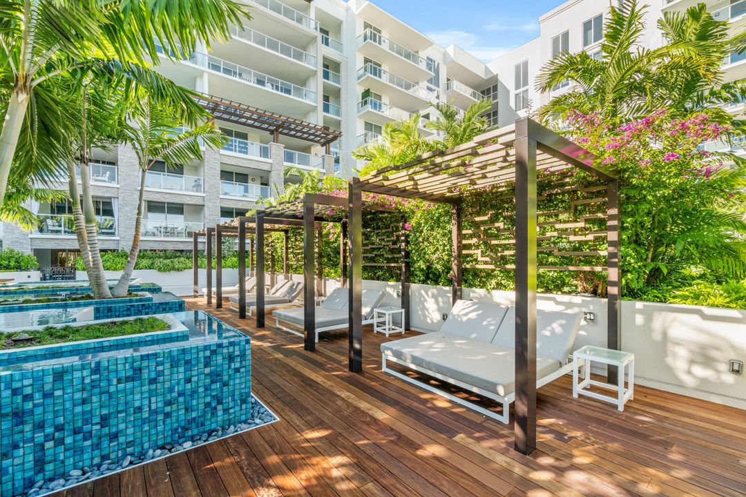 В аренду: $25,000 (2 спален, 2 ванн, 1850 Квадратных фут)