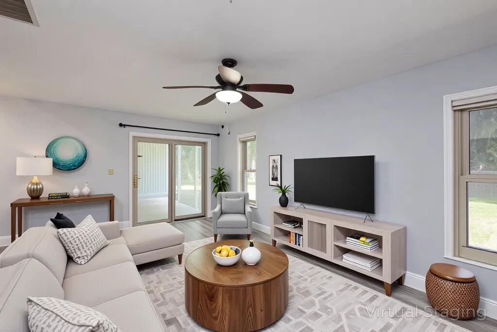 For Sale: $479,000 (4 beds, 2 baths, 1822 Square Feet)