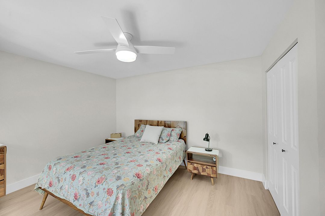 На продажу: $425,000 (2 спален, 2 ванн, 1272 Квадратных фут)