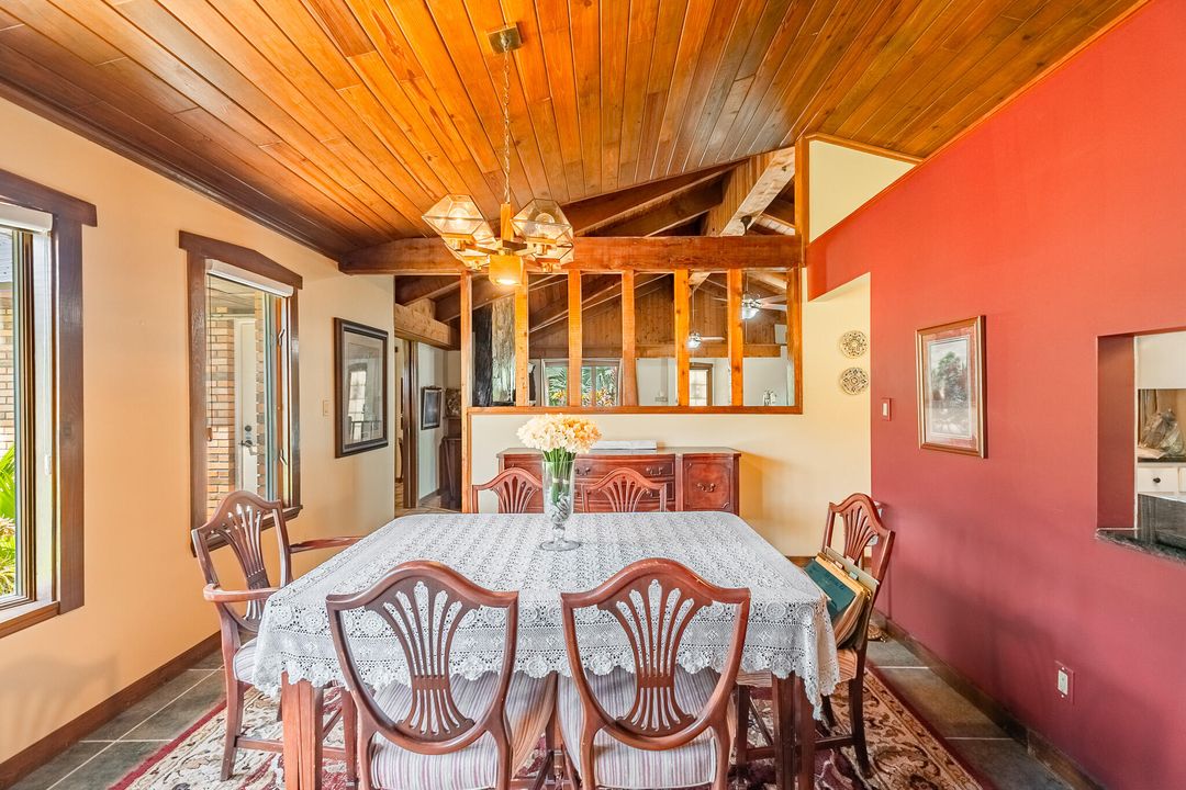 For Sale: $675,000 (3 beds, 2 baths, 3002 Square Feet)