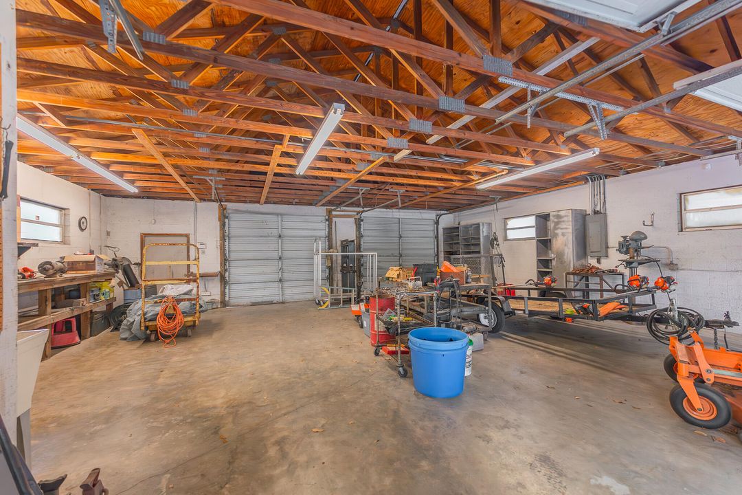 For Sale: $675,000 (3 beds, 2 baths, 3002 Square Feet)