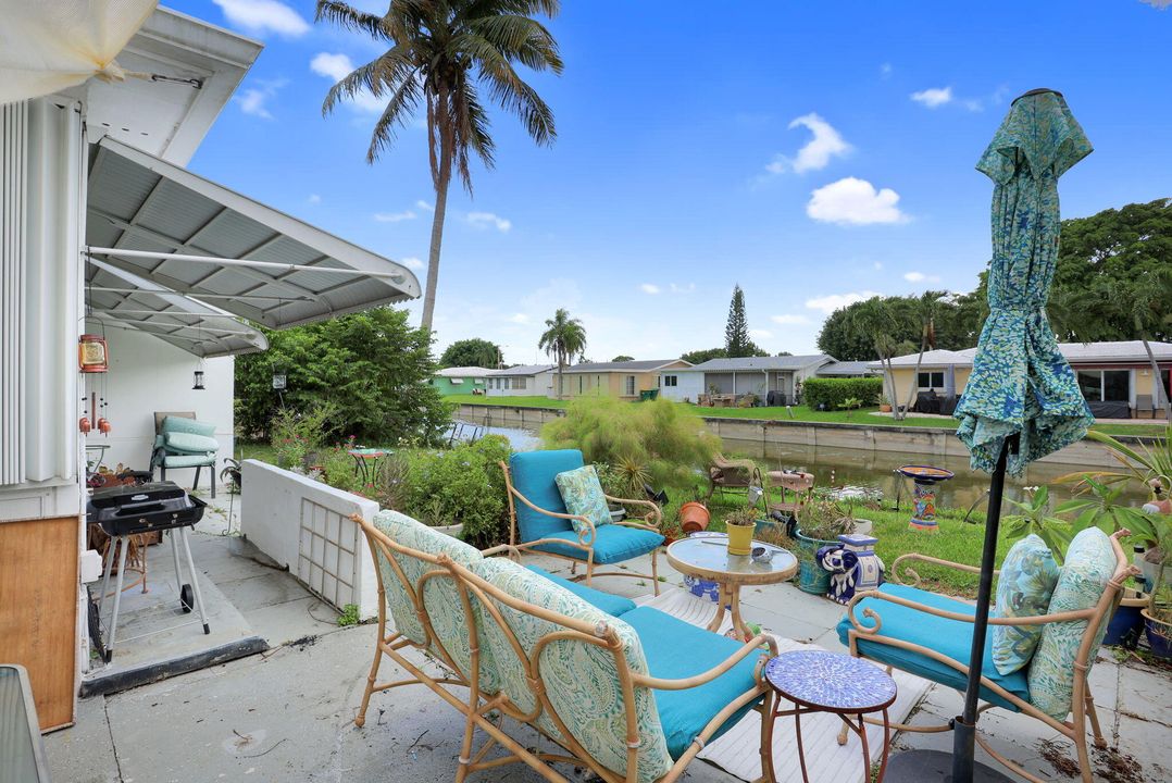 En Venta: $299,000 (2 camas, 1 baños, 1074 Pies cuadrados)