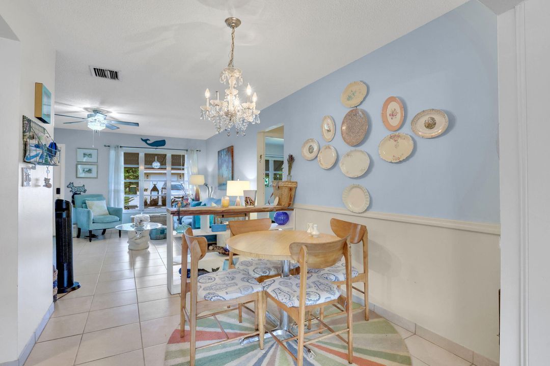 En Venta: $299,000 (2 camas, 1 baños, 1074 Pies cuadrados)