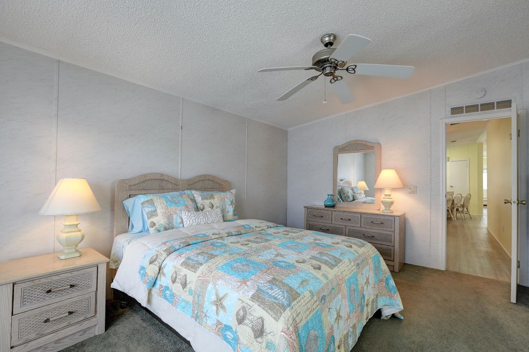 На продажу: $199,000 (2 спален, 2 ванн, 1408 Квадратных фут)