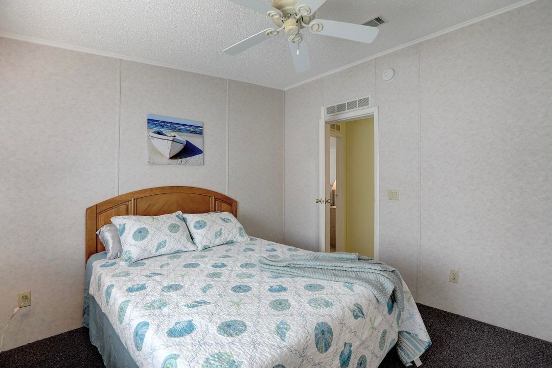 На продажу: $199,000 (2 спален, 2 ванн, 1408 Квадратных фут)