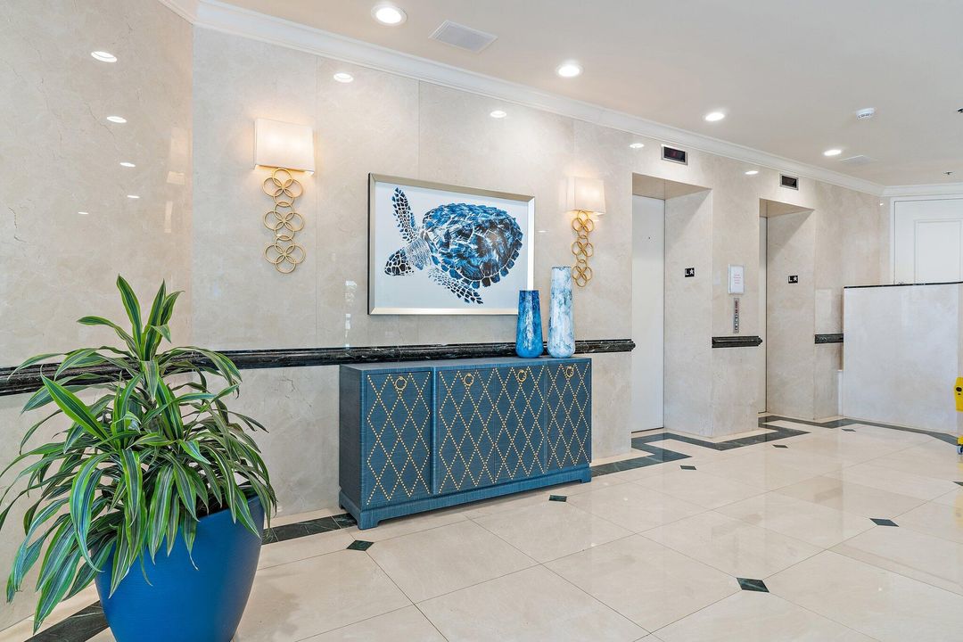 Active With Contract: $3,370,000 (4 beds, 4 baths, 3955 Square Feet)