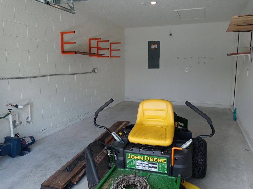 待售: $265,000 (2 贝兹, 2 浴室, 1239 平方英尺)