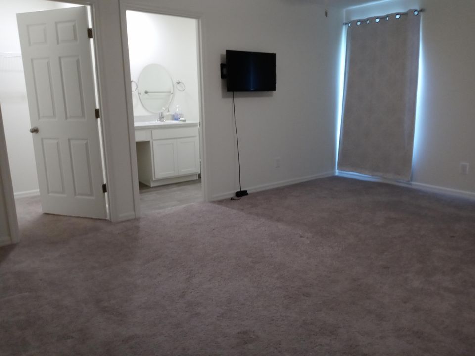 待售: $265,000 (2 贝兹, 2 浴室, 1239 平方英尺)