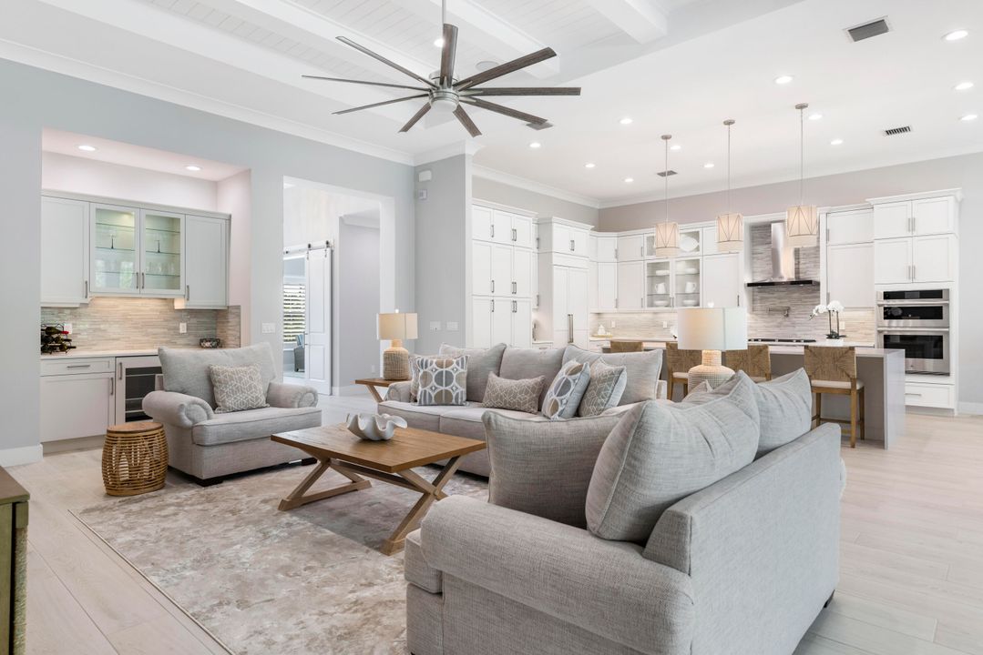 Active With Contract: $2,095,000 (3 beds, 3 baths, 3096 Square Feet)