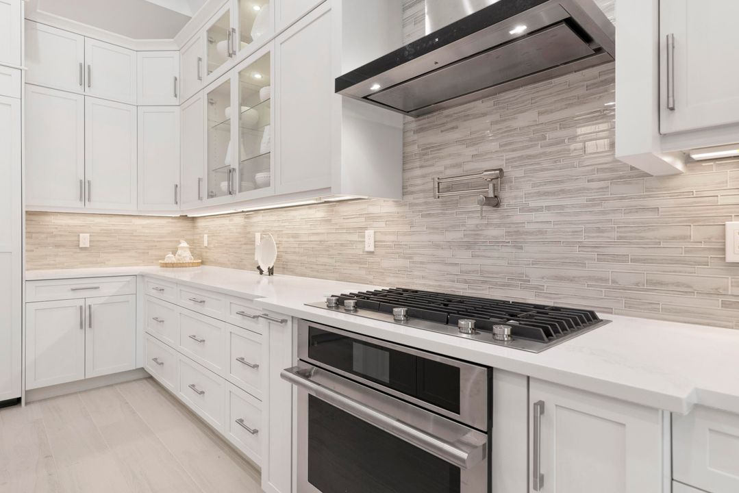 Active With Contract: $2,095,000 (3 beds, 3 baths, 3096 Square Feet)