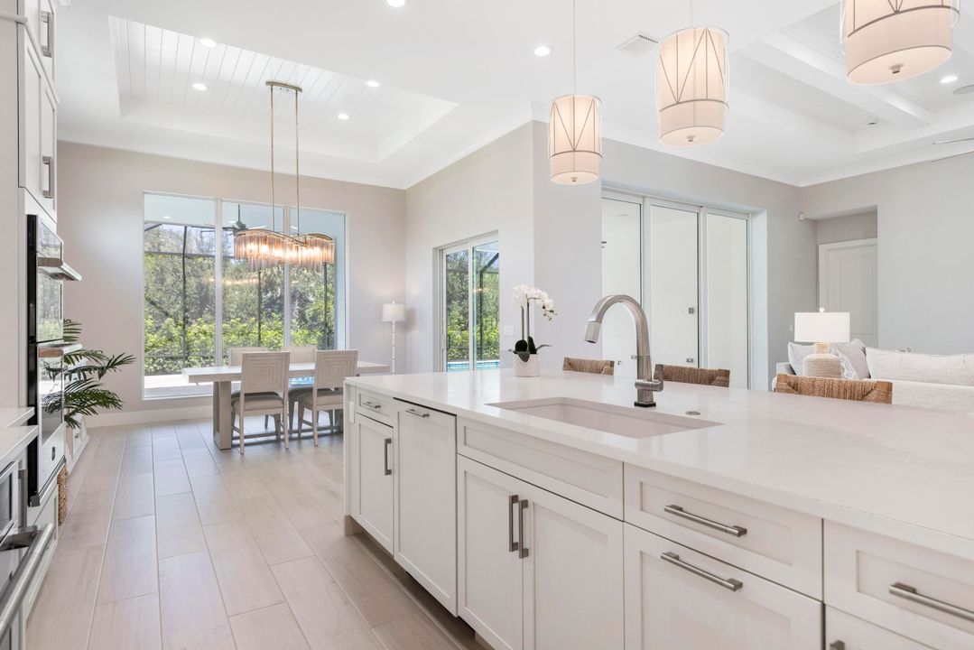 Active With Contract: $2,095,000 (3 beds, 3 baths, 3096 Square Feet)