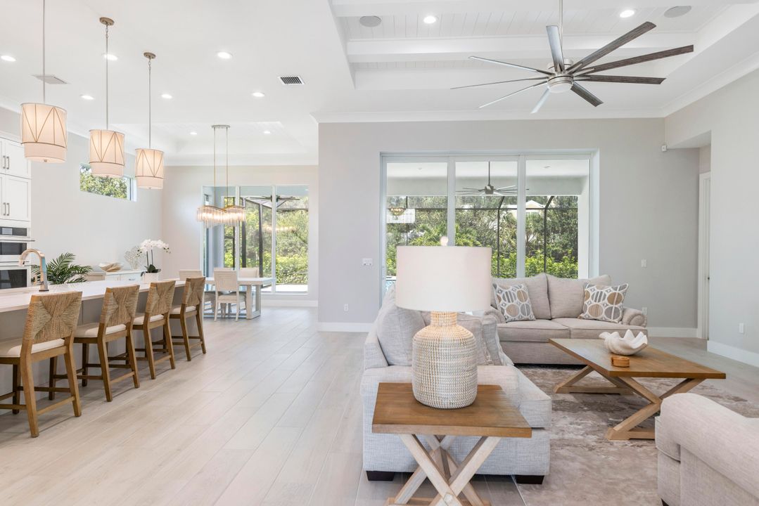 Active With Contract: $2,095,000 (3 beds, 3 baths, 3096 Square Feet)