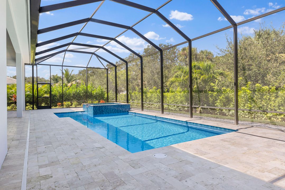 Active With Contract: $2,095,000 (3 beds, 3 baths, 3096 Square Feet)