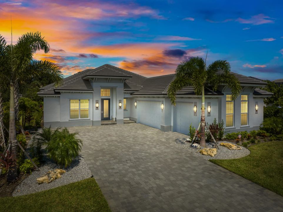 Active With Contract: $2,095,000 (3 beds, 3 baths, 3096 Square Feet)