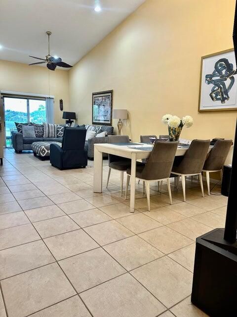 For Sale: $339,000 (2 beds, 2 baths, 1195 Square Feet)