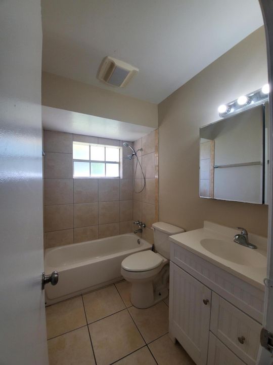 En Venta: $975,000 (0 camas, 0 baños, 2389 Pies cuadrados)