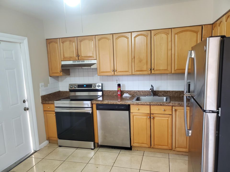 En Venta: $975,000 (0 camas, 0 baños, 2389 Pies cuadrados)