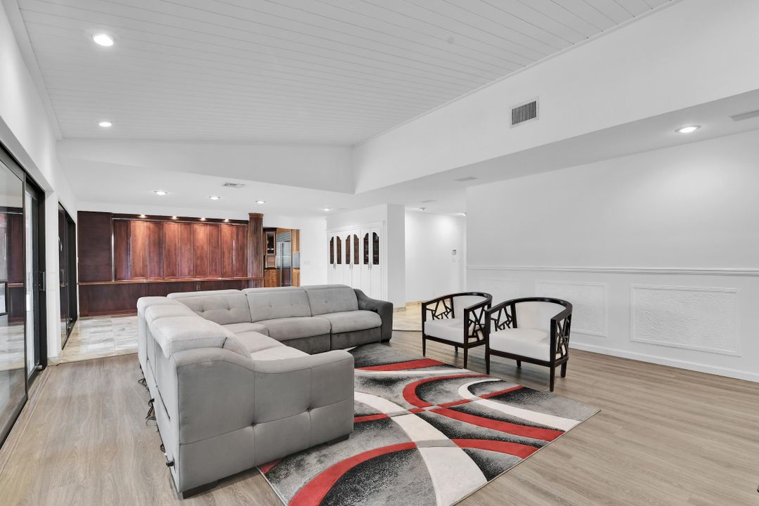 Active With Contract: $995,000 (3 beds, 2 baths, 2529 Square Feet)