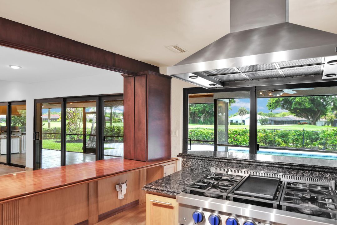 Active With Contract: $995,000 (3 beds, 2 baths, 2529 Square Feet)