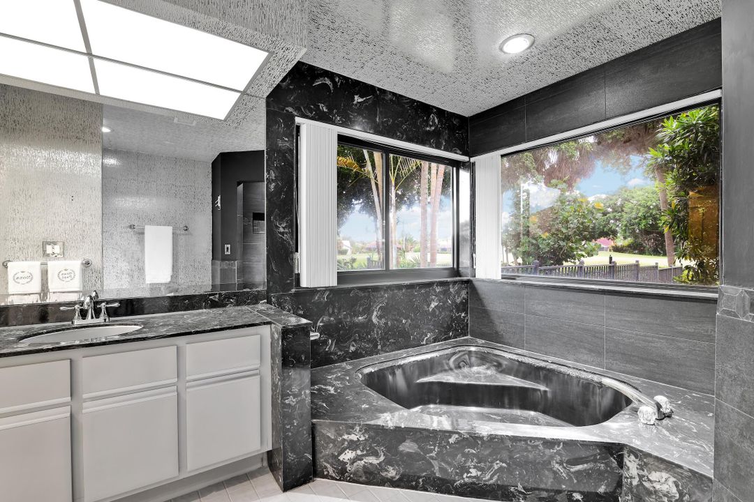 Active With Contract: $995,000 (3 beds, 2 baths, 2529 Square Feet)