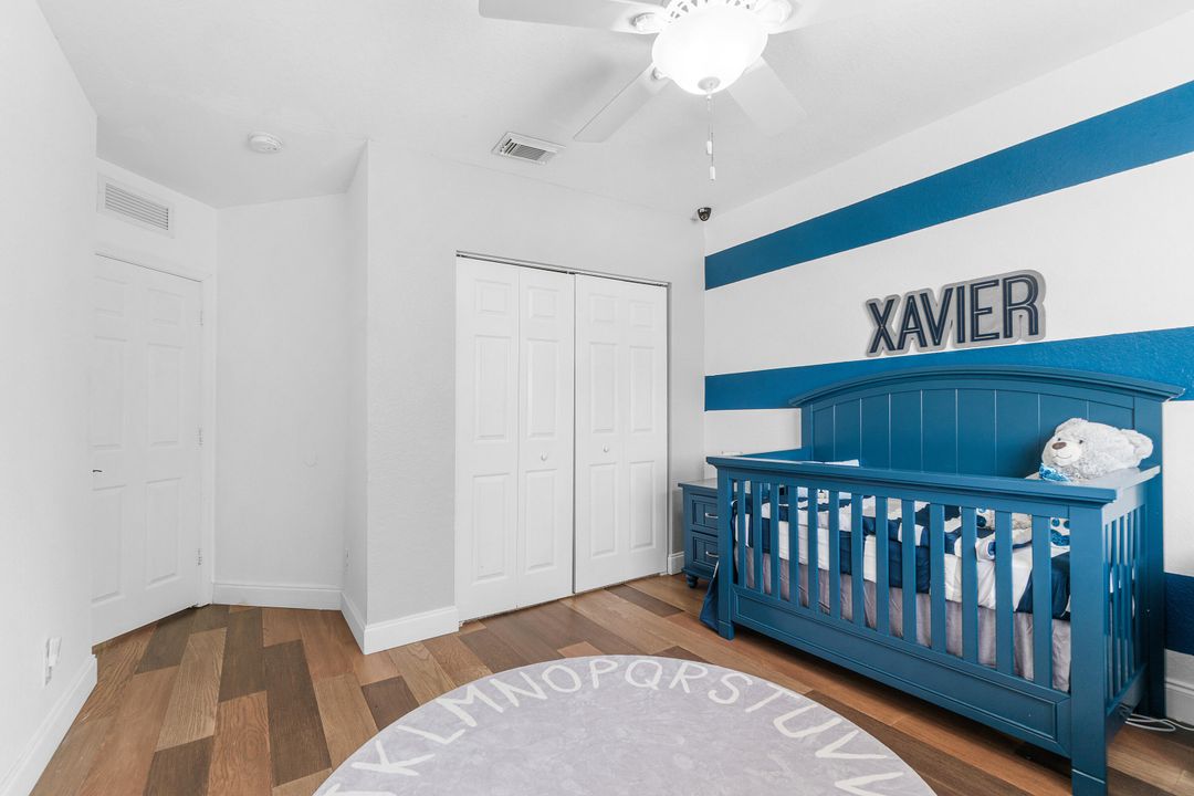 En Venta: $389,900 (4 camas, 2 baños, 1872 Pies cuadrados)