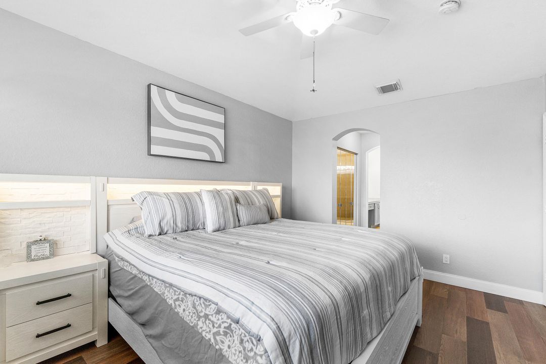 En Venta: $389,900 (4 camas, 2 baños, 1872 Pies cuadrados)