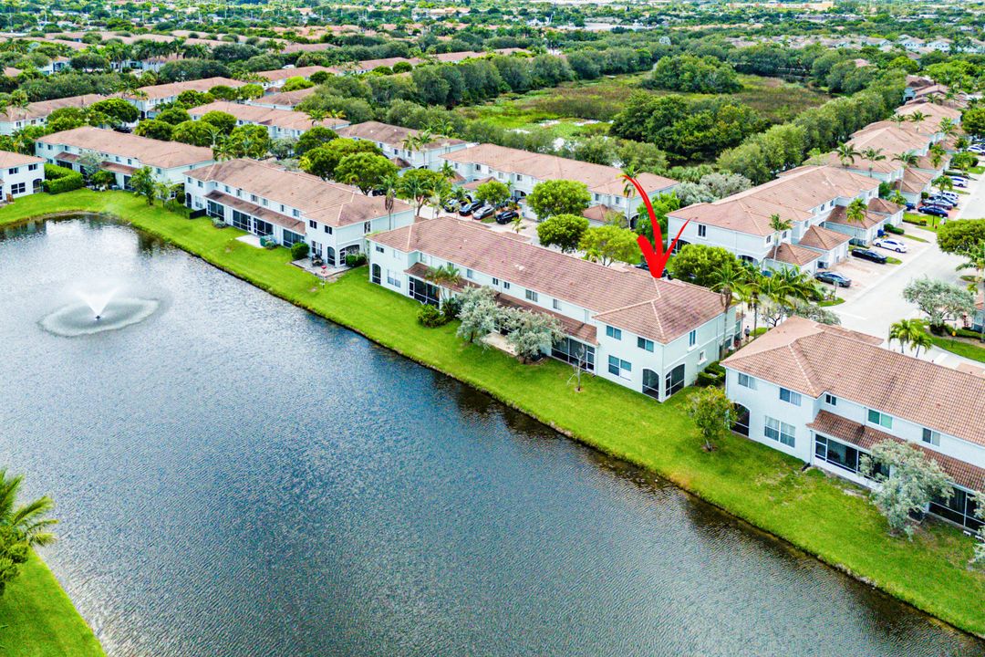 En Venta: $389,900 (4 camas, 2 baños, 1872 Pies cuadrados)