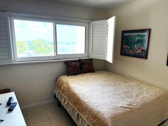 合同活跃: $3,800 (2 贝兹, 2 浴室, 1150 平方英尺)