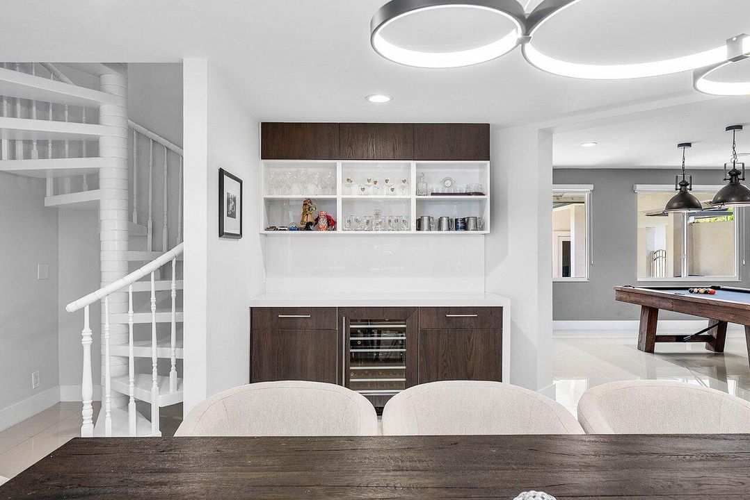 For Rent: $45,000 (7 beds, 6 baths, 7052 Square Feet)