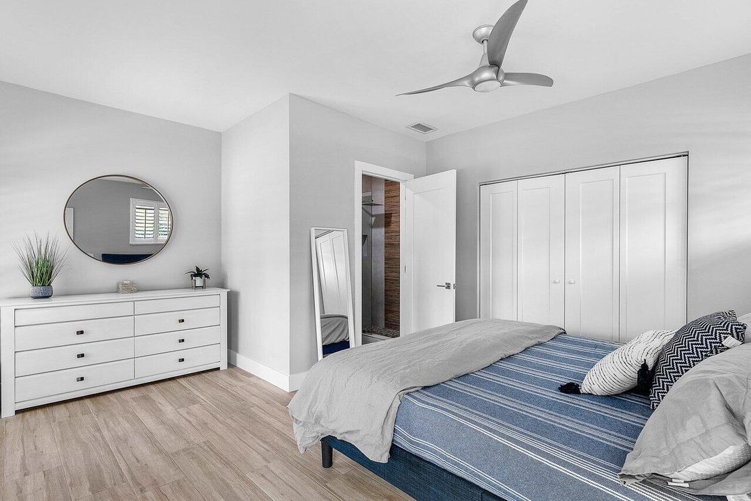 For Rent: $45,000 (7 beds, 6 baths, 7052 Square Feet)