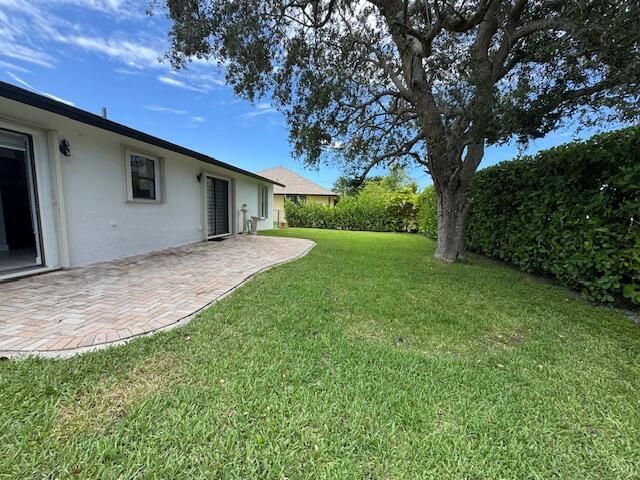 Под контрактом: $3,600 (3 спален, 2 ванн, 1596 Квадратных фут)