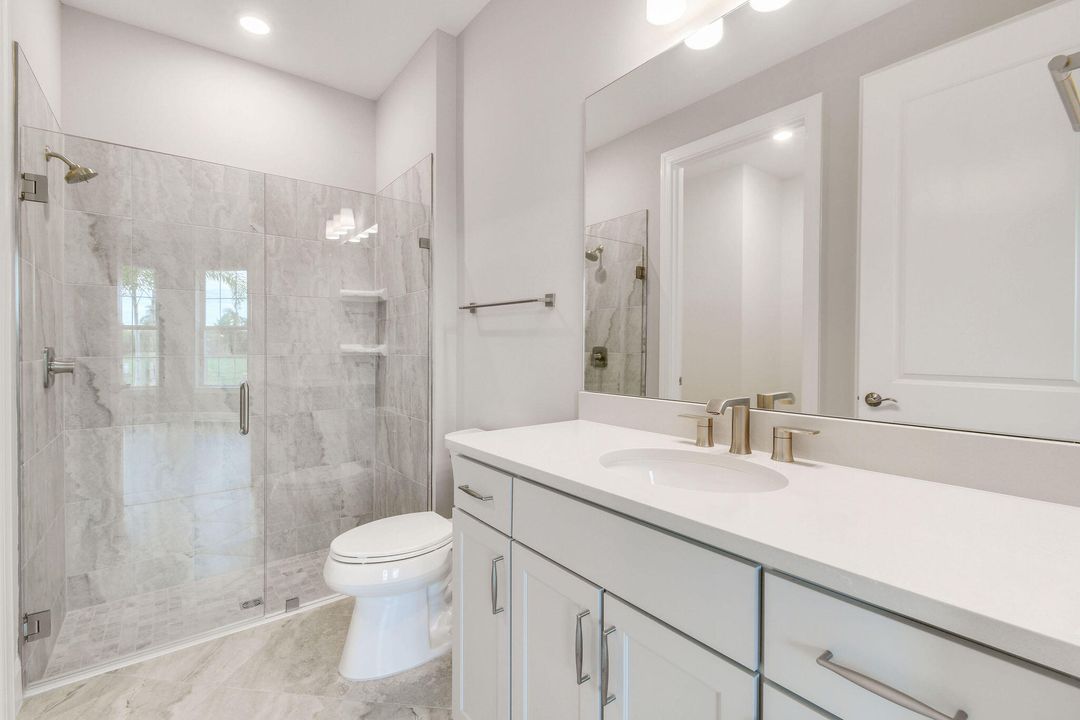 Activo con contrato: $699,305 (3 camas, 2 baños, 2114 Pies cuadrados)