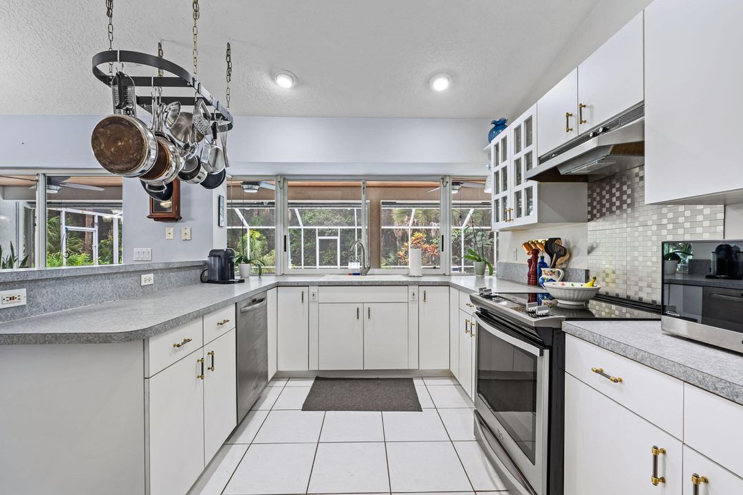 待售: $1,639,000 (3 贝兹, 2 浴室, 1600 平方英尺)