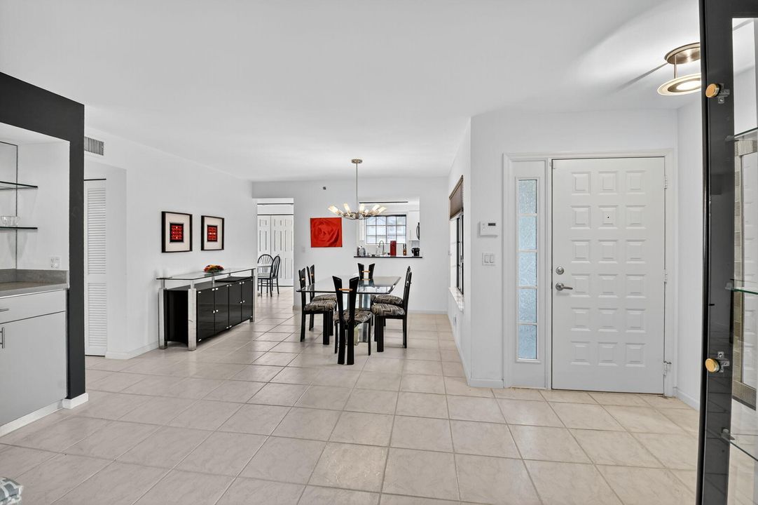 Active With Contract: $10,000 (2 beds, 2 baths, 1688 Square Feet)