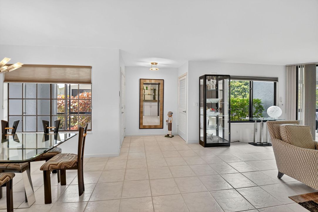 Active With Contract: $10,000 (2 beds, 2 baths, 1688 Square Feet)