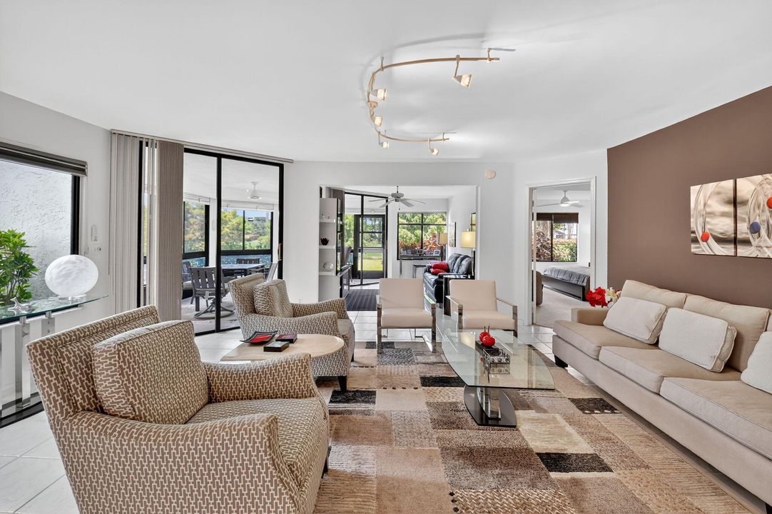 Active With Contract: $10,000 (2 beds, 2 baths, 1688 Square Feet)