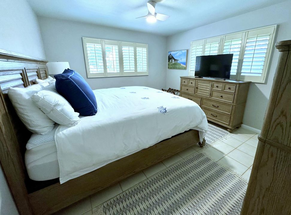 Active With Contract: $7,900 (3 beds, 2 baths, 2819 Square Feet)