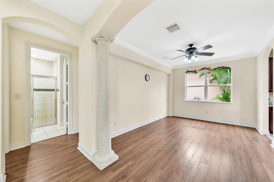 For Sale: $1,099,000 (5 beds, 4 baths, 4384 Square Feet)