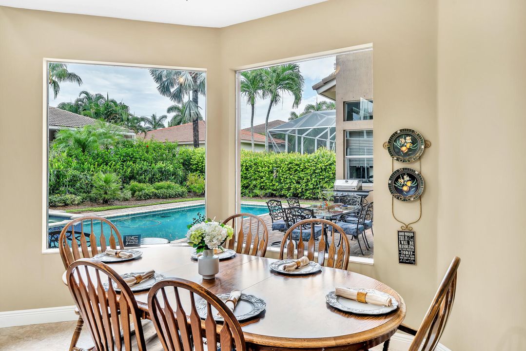 For Sale: $1,099,000 (5 beds, 4 baths, 4384 Square Feet)