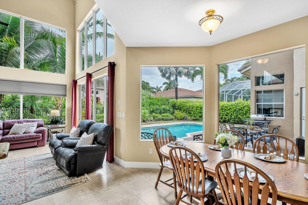 For Sale: $1,099,000 (5 beds, 4 baths, 4384 Square Feet)