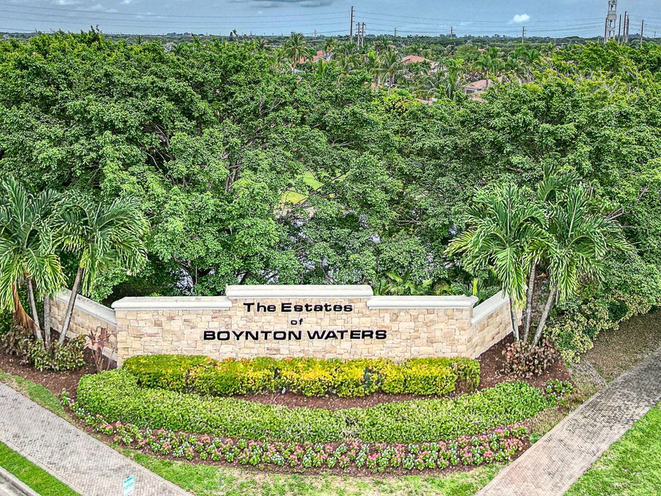 For Sale: $1,099,000 (5 beds, 4 baths, 4384 Square Feet)