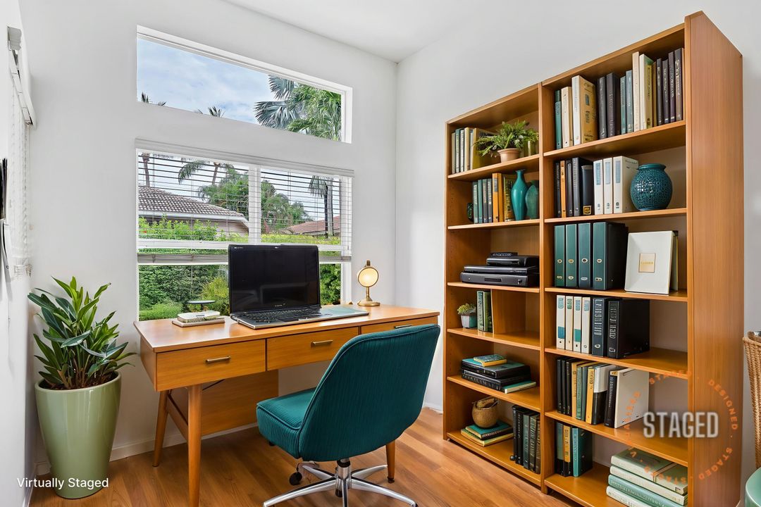 For Sale: $1,099,000 (5 beds, 4 baths, 4384 Square Feet)