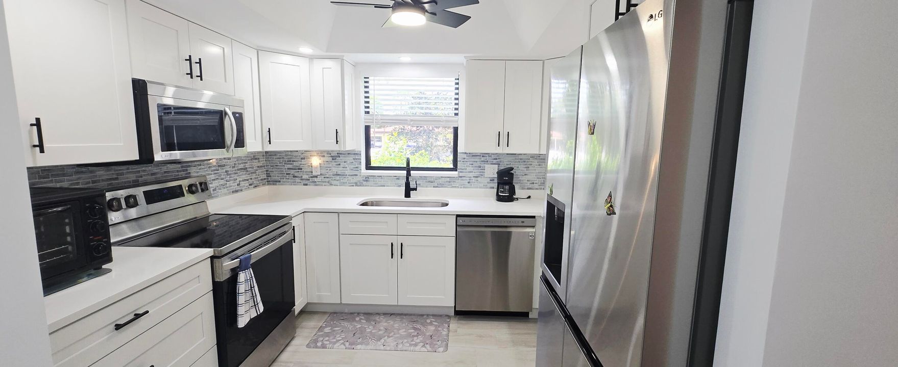 For Sale: $247,000 (2 beds, 2 baths, 1107 Square Feet)