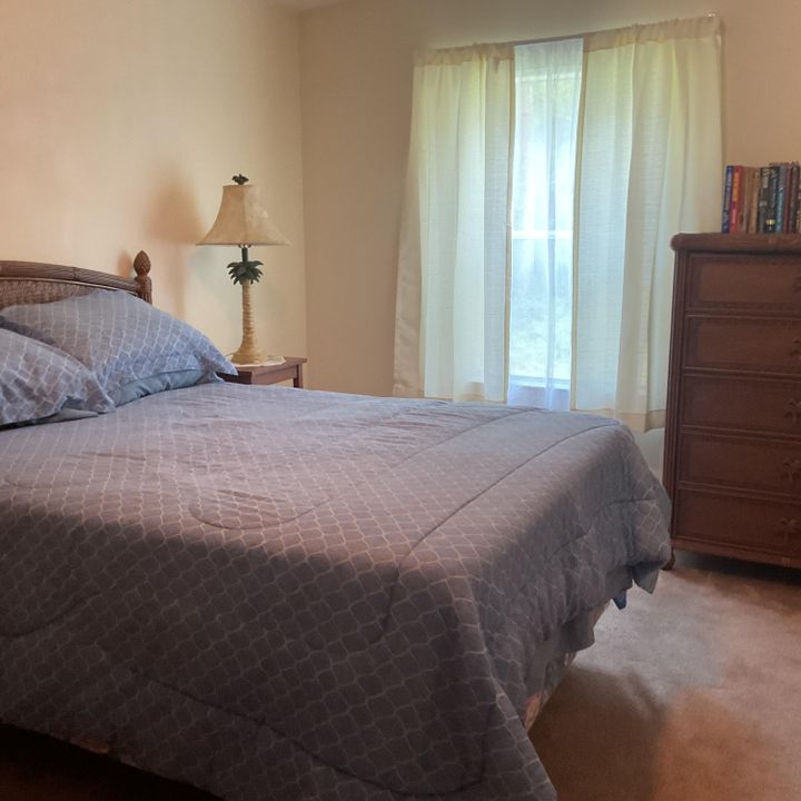 Active With Contract: $184,900 (3 beds, 2 baths, 1728 Square Feet)