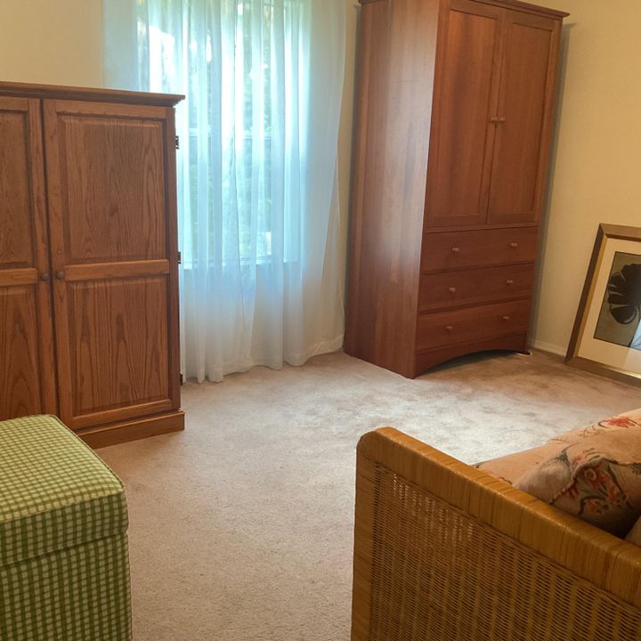 Active With Contract: $184,900 (3 beds, 2 baths, 1728 Square Feet)