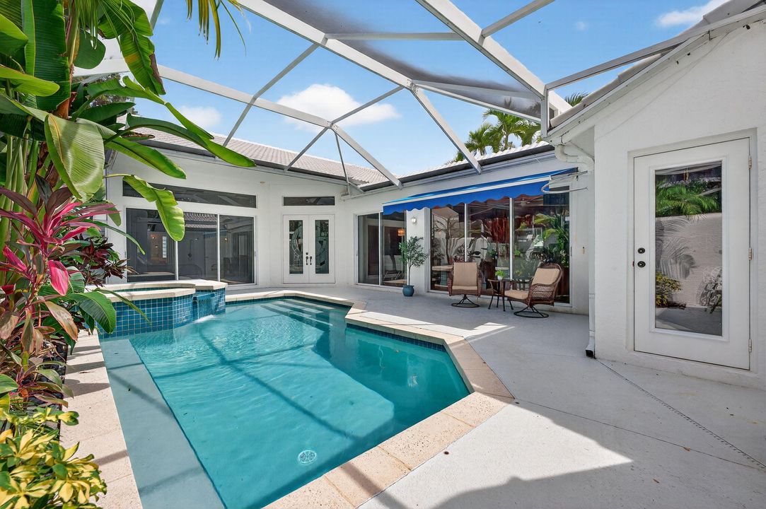 Vendido Recientemente: $629,000 (3 camas, 2 baños, 1498 Pies cuadrados)