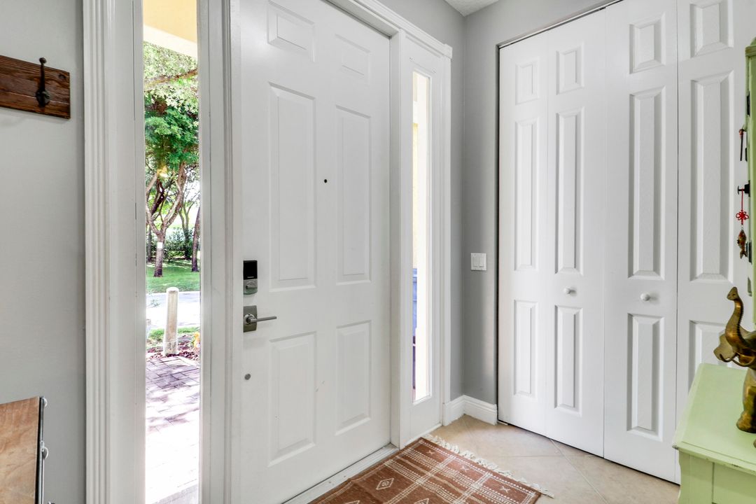 待售: $414,999 (3 贝兹, 2 浴室, 1939 平方英尺)