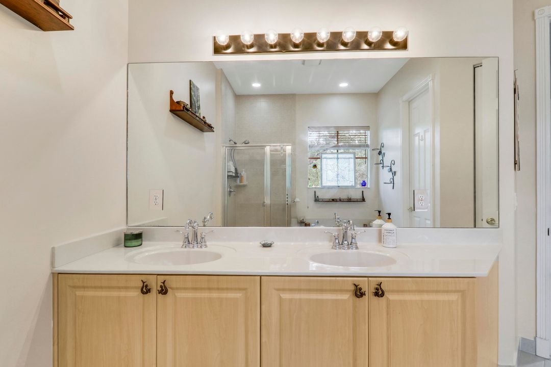 待售: $414,999 (3 贝兹, 2 浴室, 1939 平方英尺)