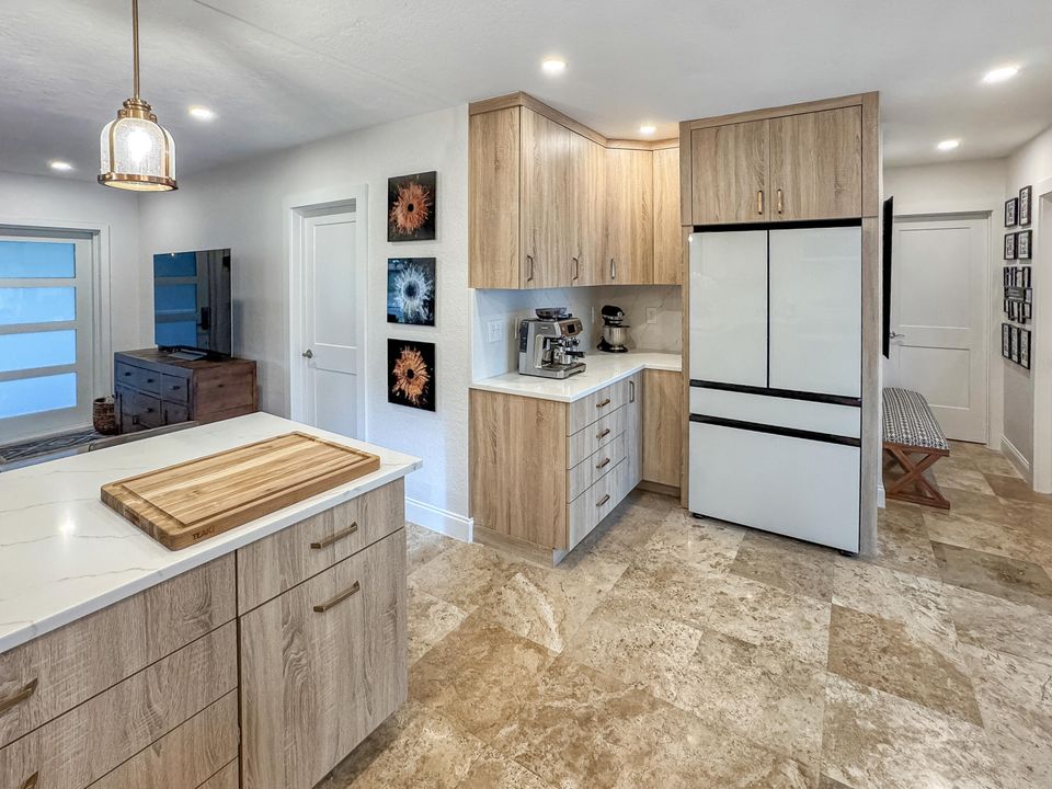 Active With Contract: $759,000 (4 beds, 2 baths, 1470 Square Feet)