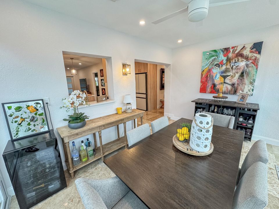 Active With Contract: $759,000 (4 beds, 2 baths, 1470 Square Feet)